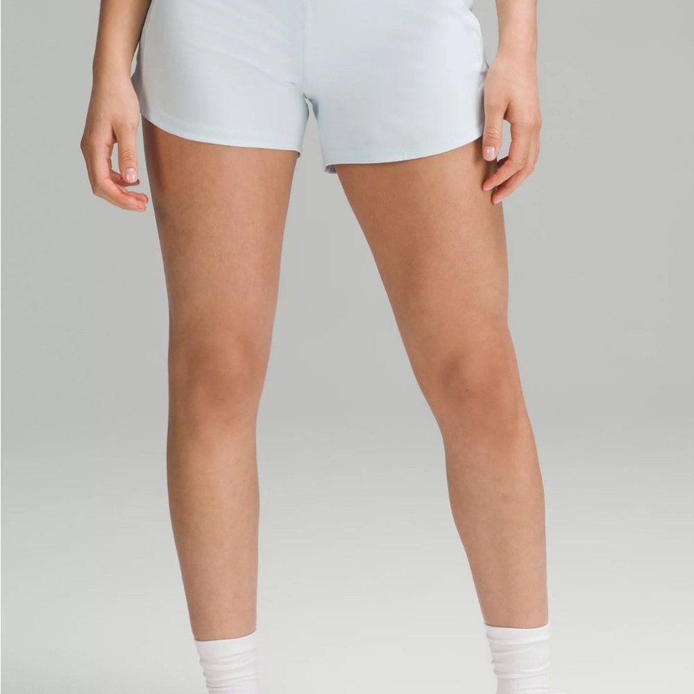 Lululemon Speed Up Mid-Rise Lined Short 4"